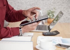 Why the Future of Accounting Lies in Smart Collaboration: Managers, Controllers, and Global Teams
