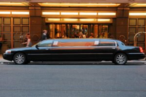 Luxury Black Car Limo Service for Comfortable Travel