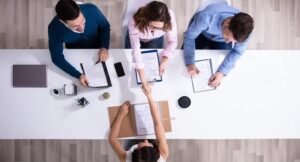 How a Placement Consultant in Delhi Supports Long-Term Career Success?
