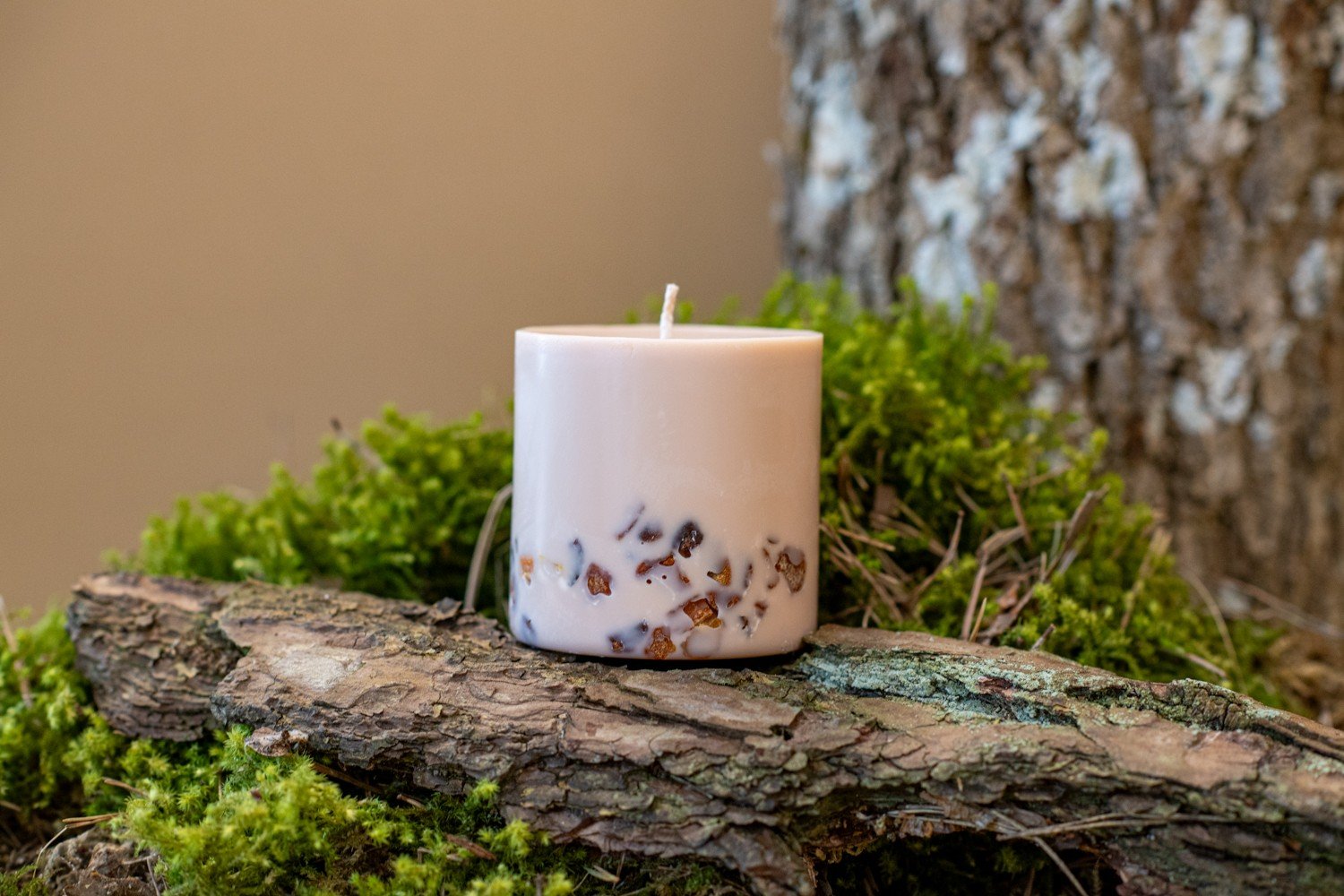 Pure Beeswax Candles Warmth and Clean Air for Your Home