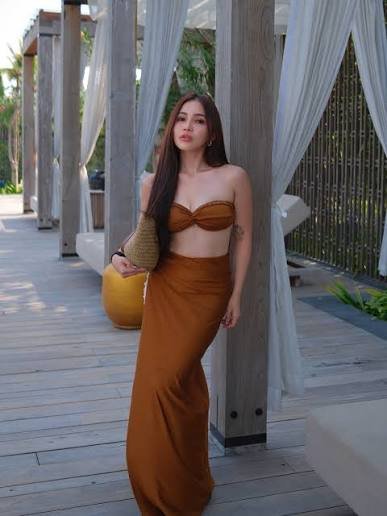 Find and fall in love with magical girls at every moment as you contact Jaipur escort service