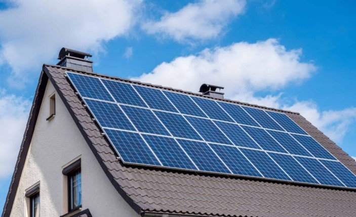Sunaura Solar Supports Homeowners With Professional Solar Solutions
